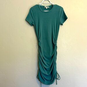 EUC Allison & Kelly Scrunched up T-shirt dress size L